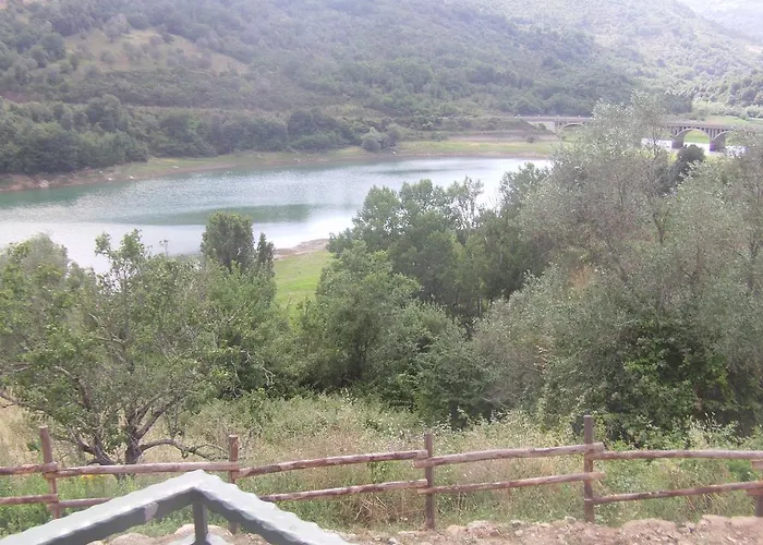 Spinaruccoli مزرعة للإقامة *